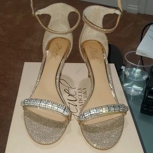 Badgley mischka jewel randy heel